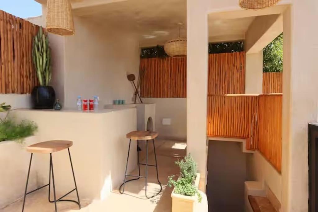Riad Ptit Kech, Bassin Terrasse - Petits Dejeuners Marrakesh Exterior foto