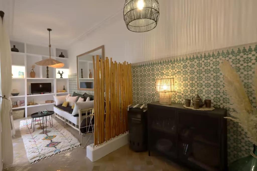 Riad Ptit Kech, Bassin Terrasse - Petits Dejeuners Marrakesh Exterior foto